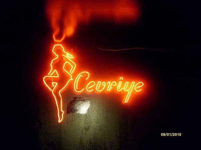 Renkli Neonlarımız