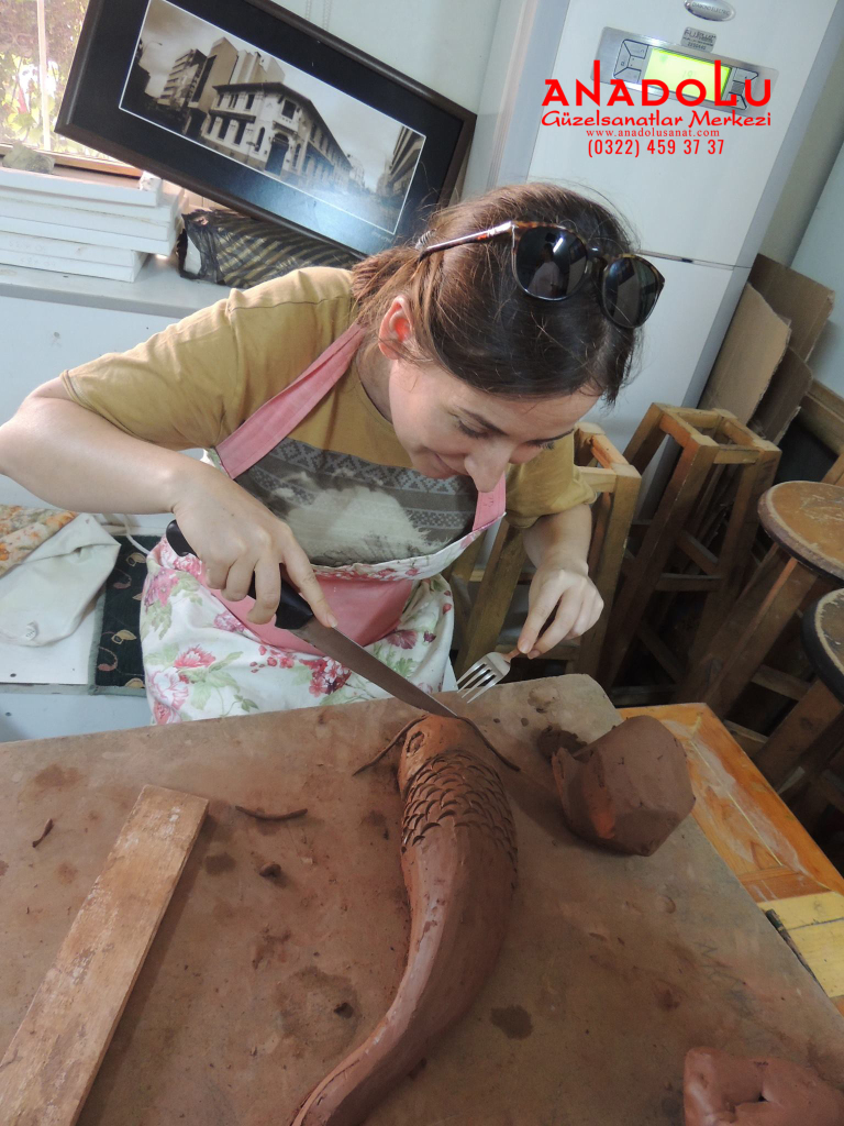 Yetişkinlerle Heykel Kursları